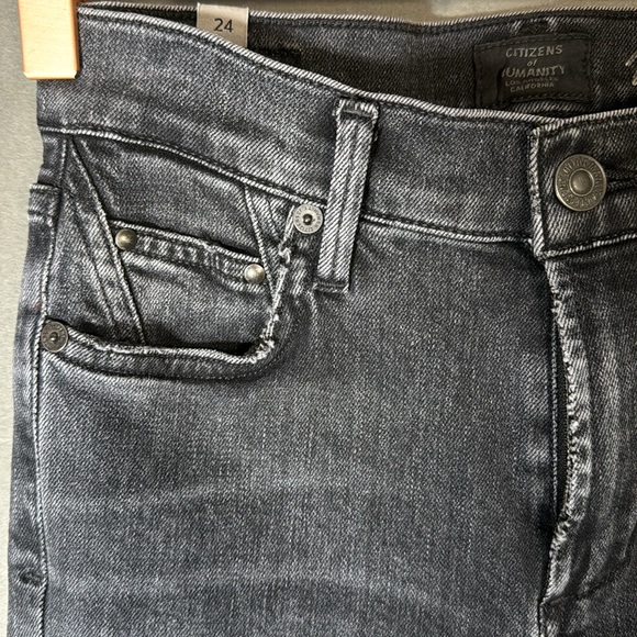 Citizens of humanity, rocket crop mid rise, skinny jeans, size 24”, black faded - Picture 6 of 10